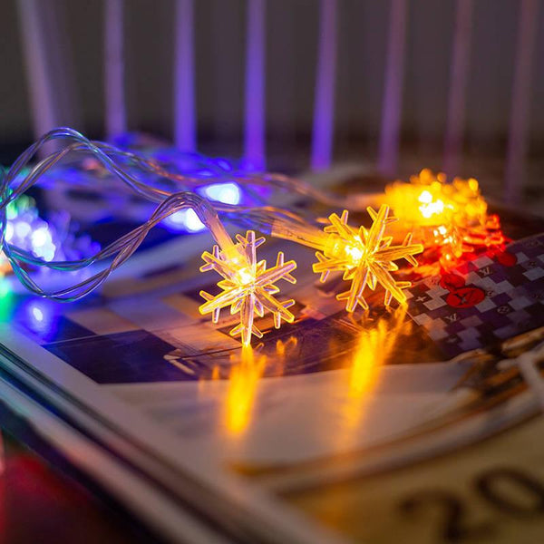 Konsalz Snowflake LED Fairy String Lights 3M USB Multicolour Home Decor